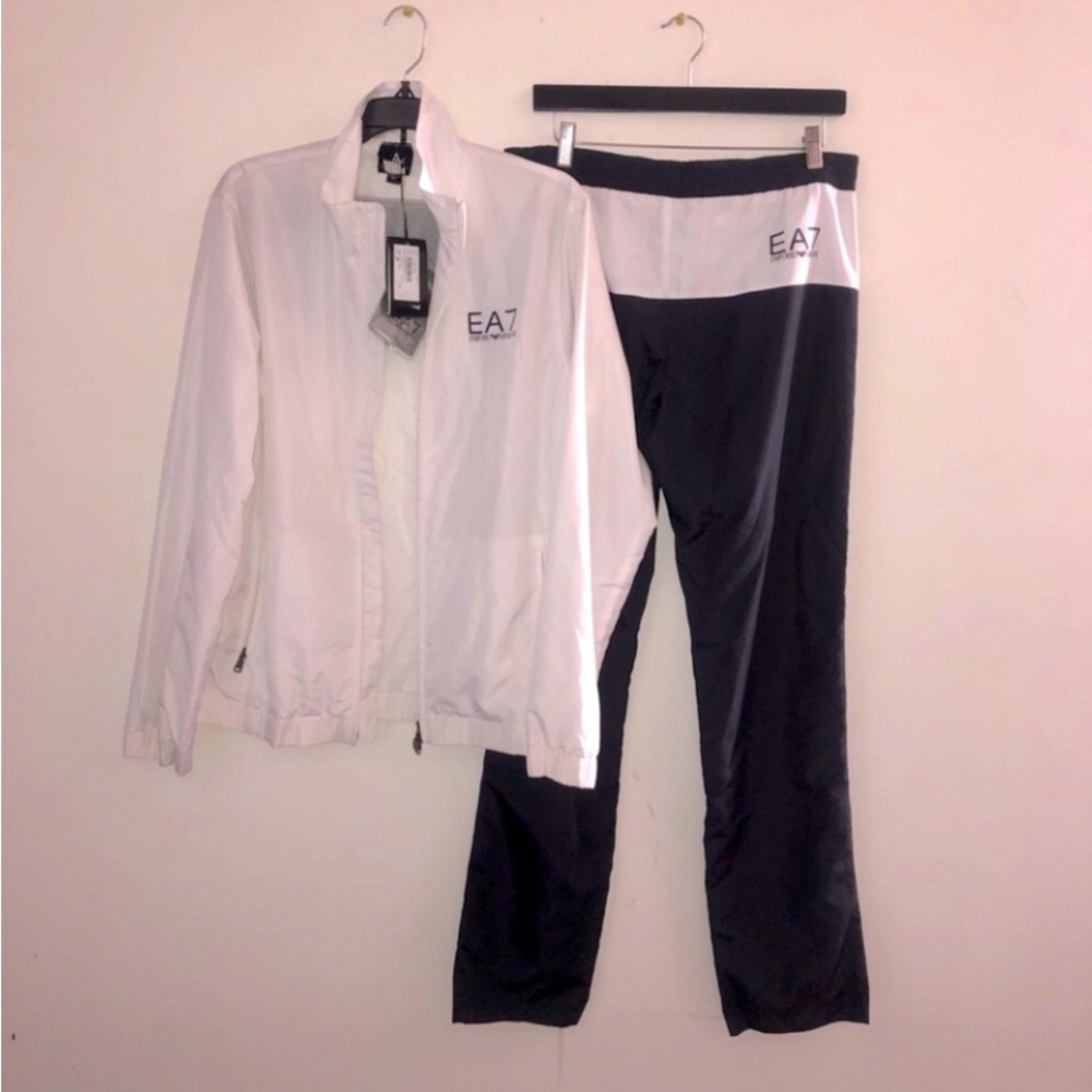 EMPORIO ARMANI] SET; EA7 White Athletic Jacket and Navy Pants set